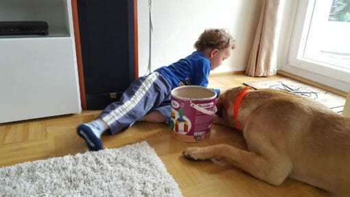 Leon mit Hund