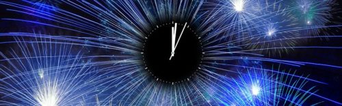 Feuerwerk mit Uhr um Mitternacht