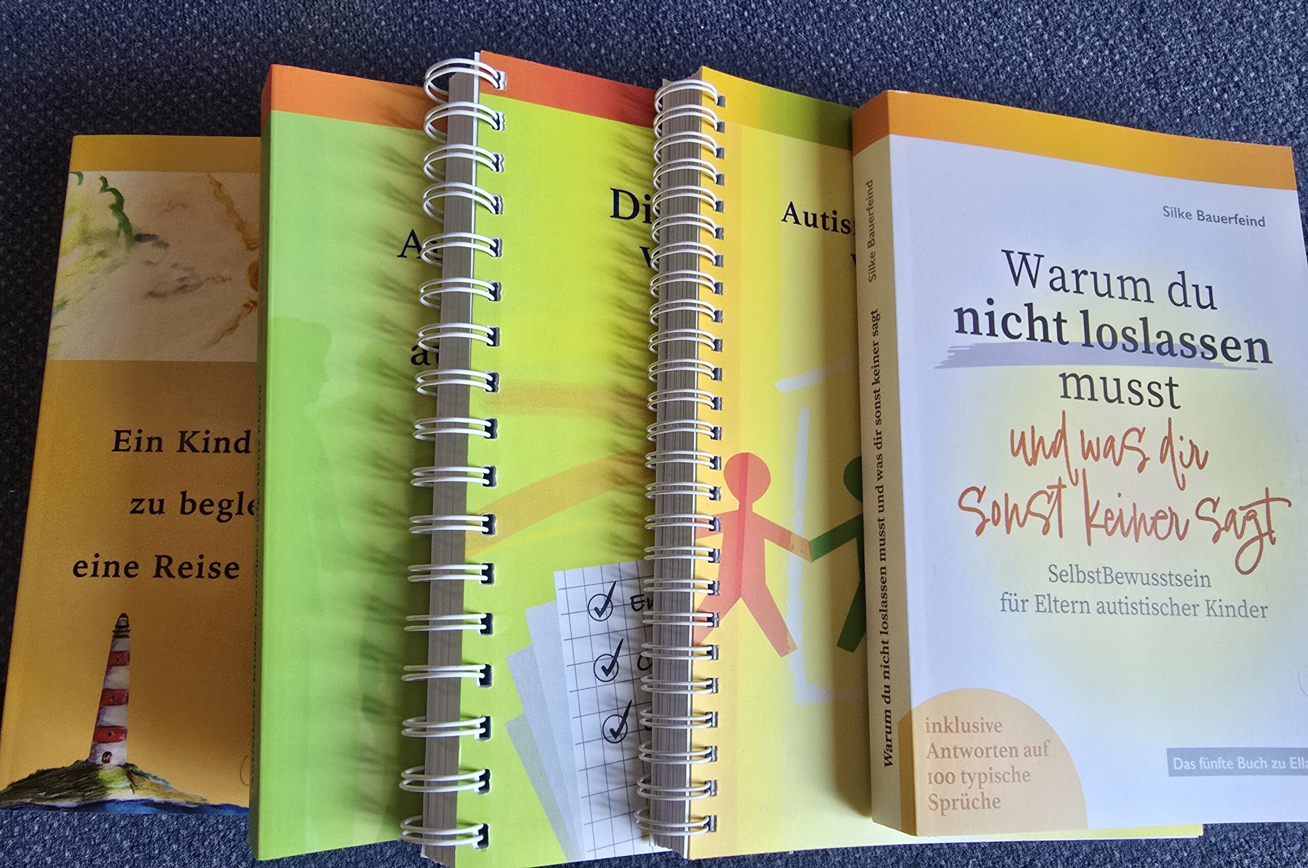 20250810_131343 fünf Bücher über Autismus von Ellas Blog, Buchcover